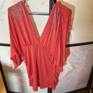 Cute & fashionable top for work!